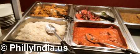 Philadelphia Indian Buffet Counter © PhillyIndia.us